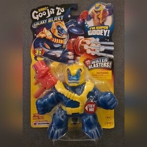 Heros of Goo Jit Zu Water Blasyers -Tyro